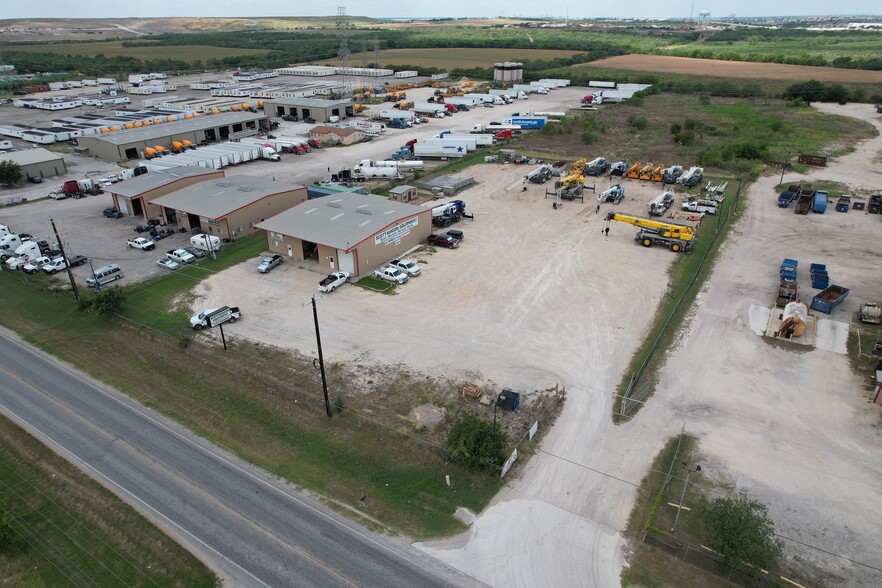 2103 FM 1516 N, Converse, TX for lease - Building Photo - Image 3 of 4