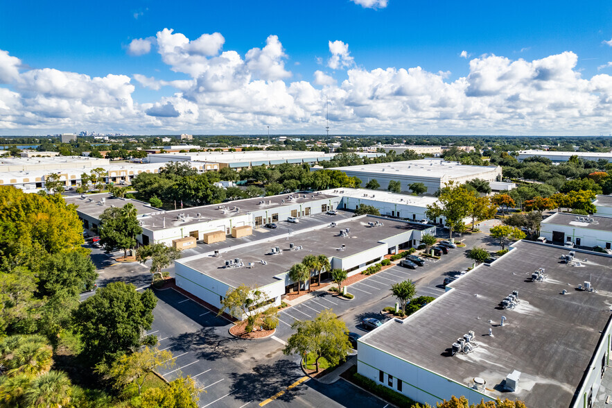 7600 Southland Blvd, Orlando, FL 32809 - Commerce Point | LoopNet