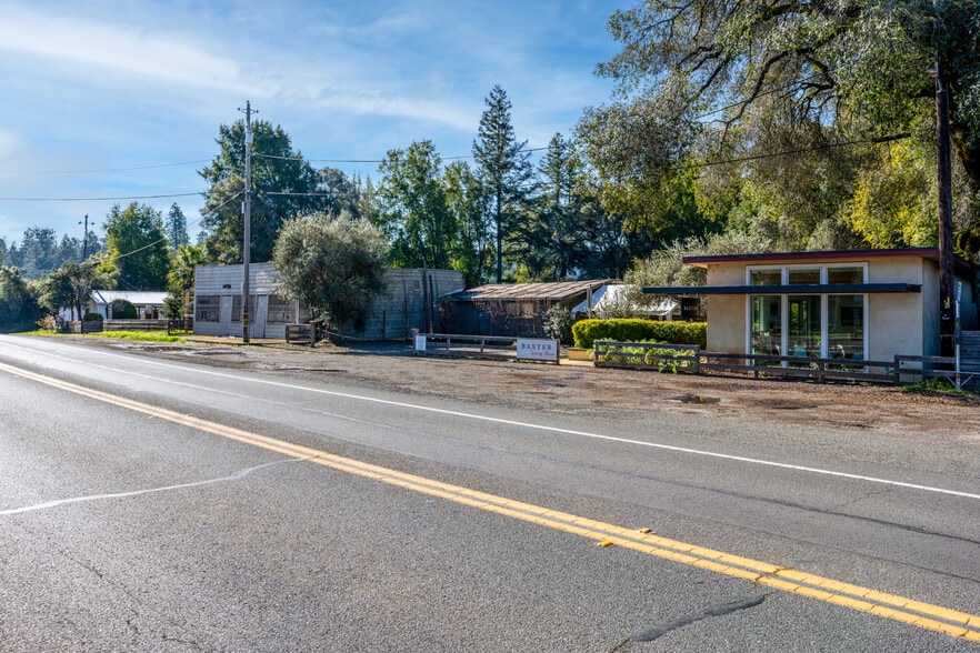 8660-8684 Highway 128 Hwy, Philo, CA for sale - Primary Photo - Image 1 of 38