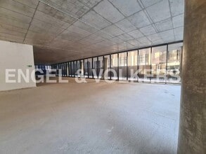 Office/Retail in Barcelona, Barcelona for lease Interior Photo- Image 1 of 3
