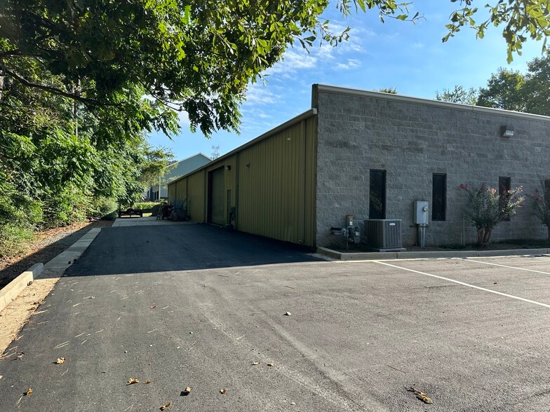 724 Fairgate Rd, Marietta, GA for sale - Building Photo - Image 3 of 12