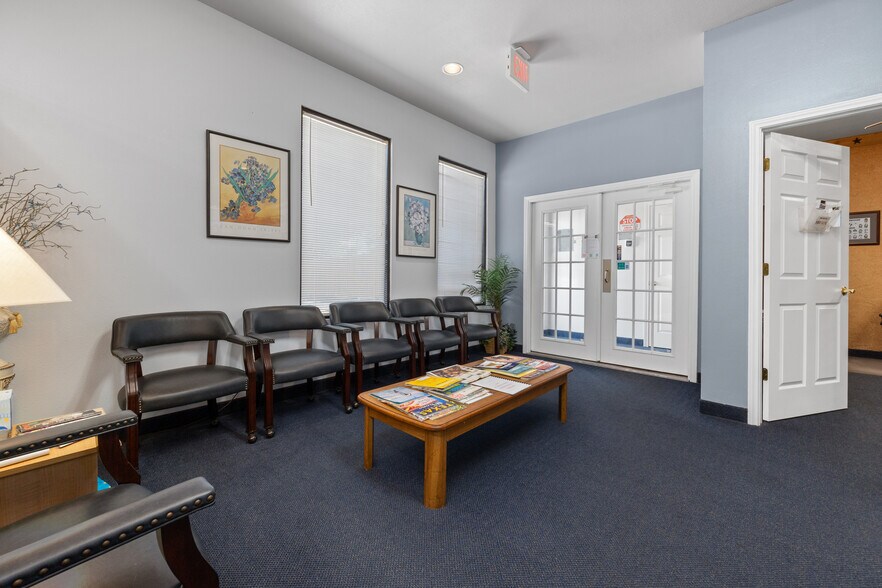 1228 Precinct Line Rd, Hurst, TX for sale - Building Photo - Image 2 of 9
