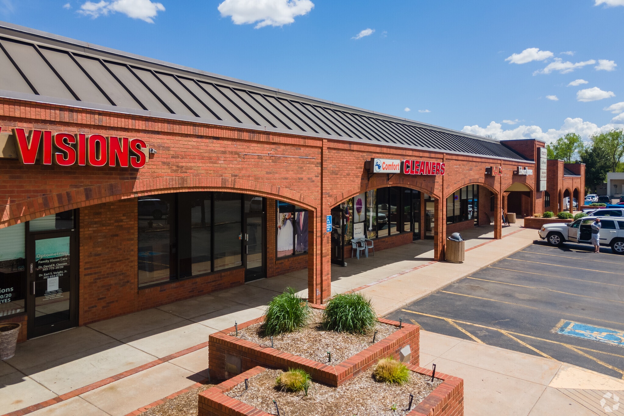 7562 S University Blvd, Centennial, CO 80122 Southglenn Square