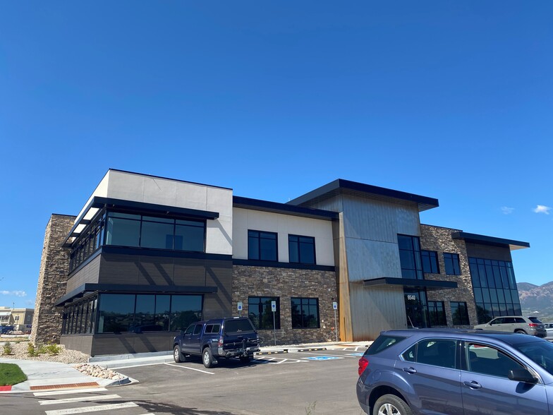 9524-9540 Federal Dr, Colorado Springs, CO for lease - Building Photo - Image 1 of 3