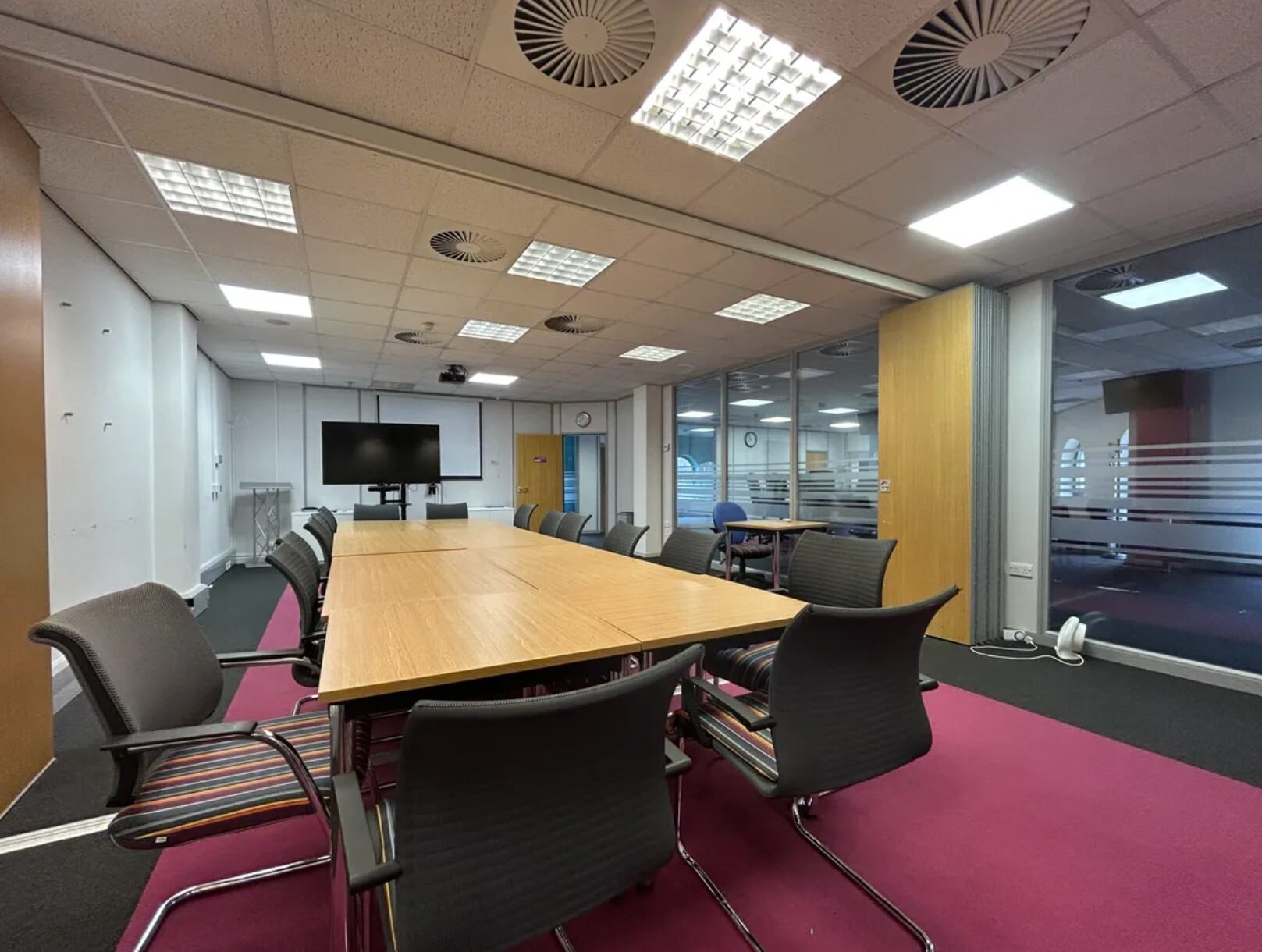 High St, Newport for lease Interior Photo- Image 1 of 8