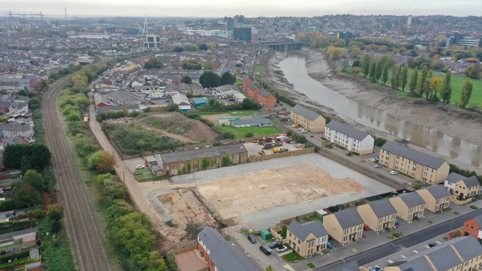 Herbert Rd, Newport for lease - Building Photo - Image 2 of 7