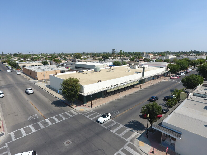 1228 Main St, Delano, CA for sale - Building Photo - Image 1 of 1