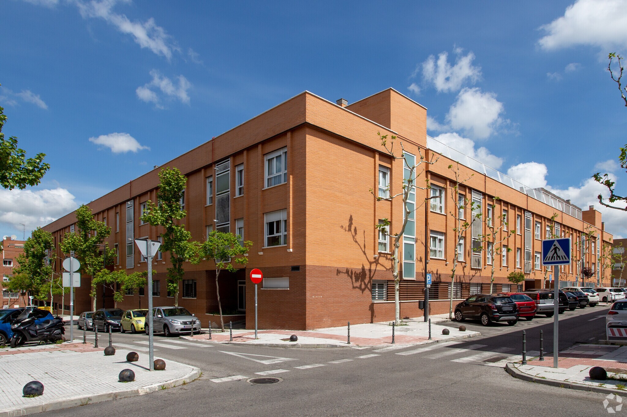 Avenida Coruña, 10, San Sebastián de los Reyes, Madrid for sale Primary Photo- Image 1 of 1