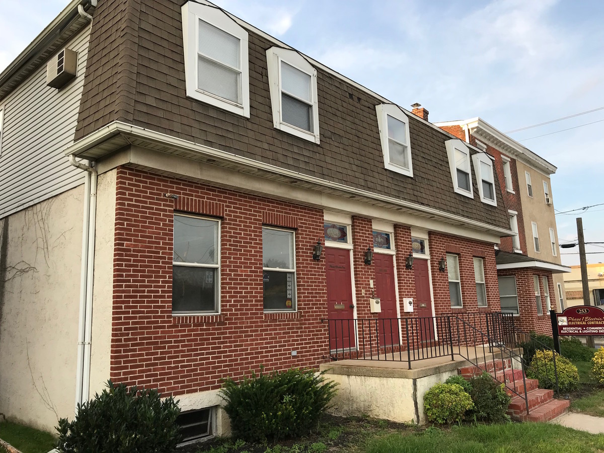 253 E Market St, West Chester, PA 19382 | LoopNet