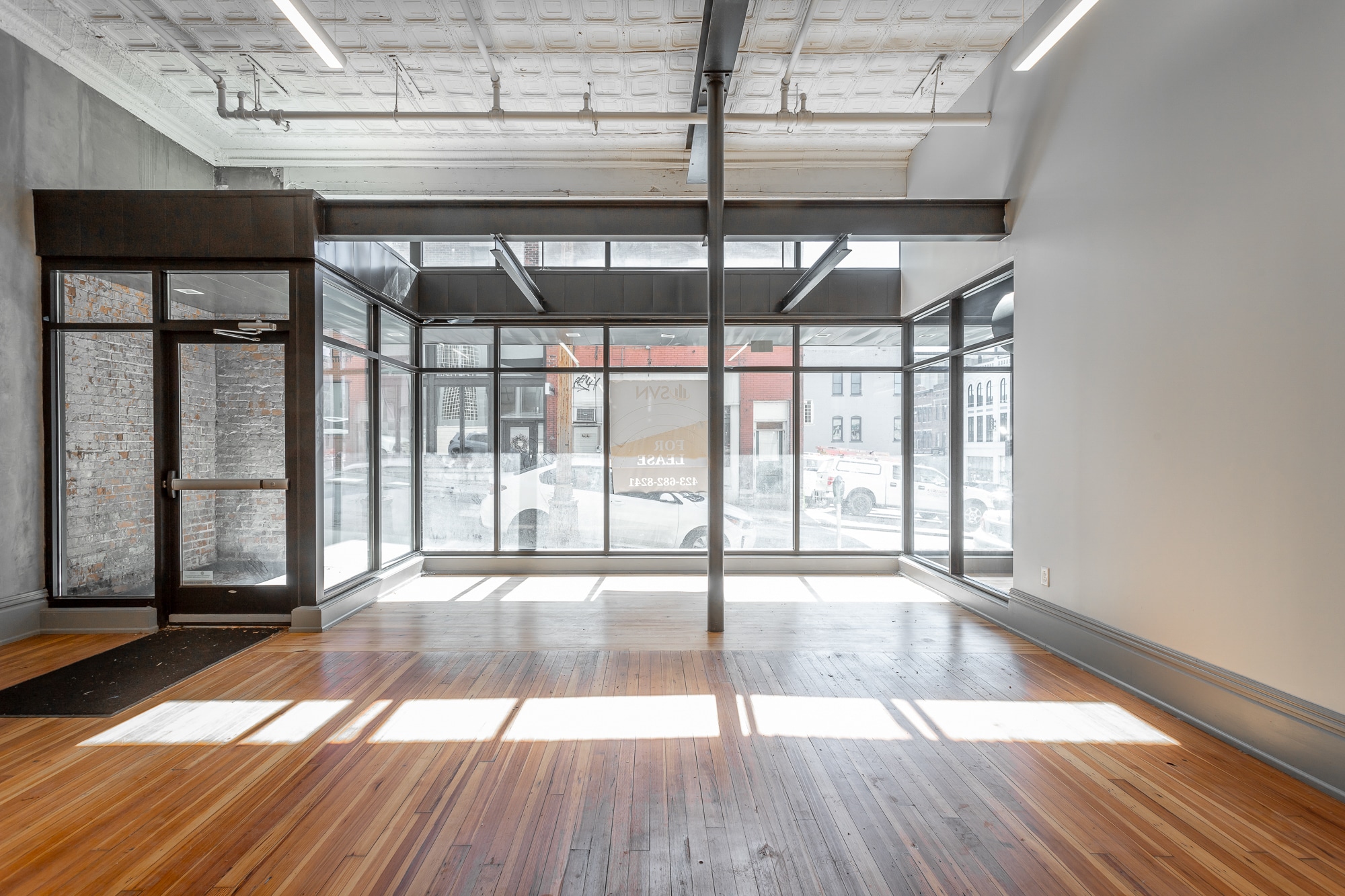 109 E 7th St, Chattanooga, TN for lease Interior Photo- Image 1 of 12