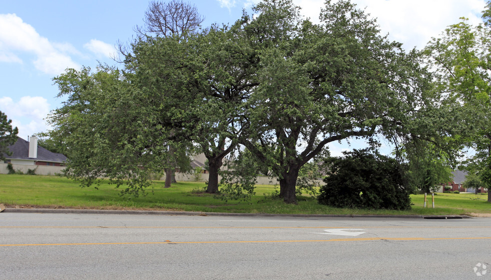 1425 E Main St, League City, TX for sale - Primary Photo - Image 1 of 1