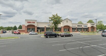 5706-5517 Wyalong Dr, Charlotte, NC for lease Building Photo- Image 2 of 5