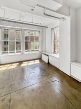 306 W 38th St, New York, NY for lease Interior Photo- Image 1 of 5