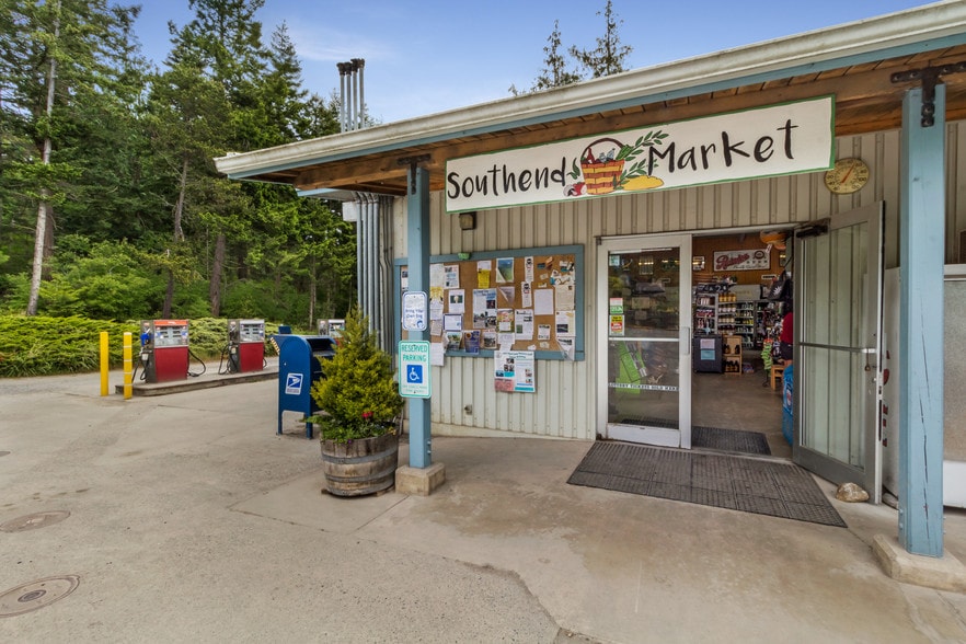 3024 Mud Bay Rd, Lopez Island, WA for sale - Building Photo - Image 1 of 1