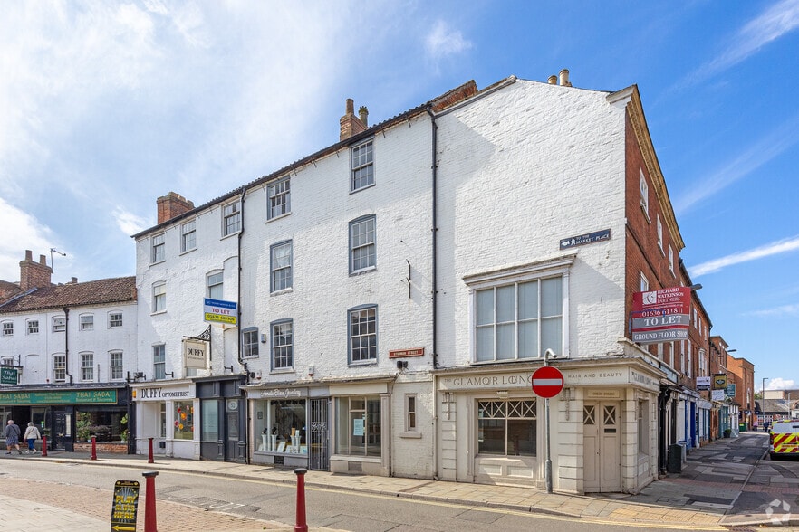 39 Castle Gate, Newark for lease - Building Photo - Image 2 of 4