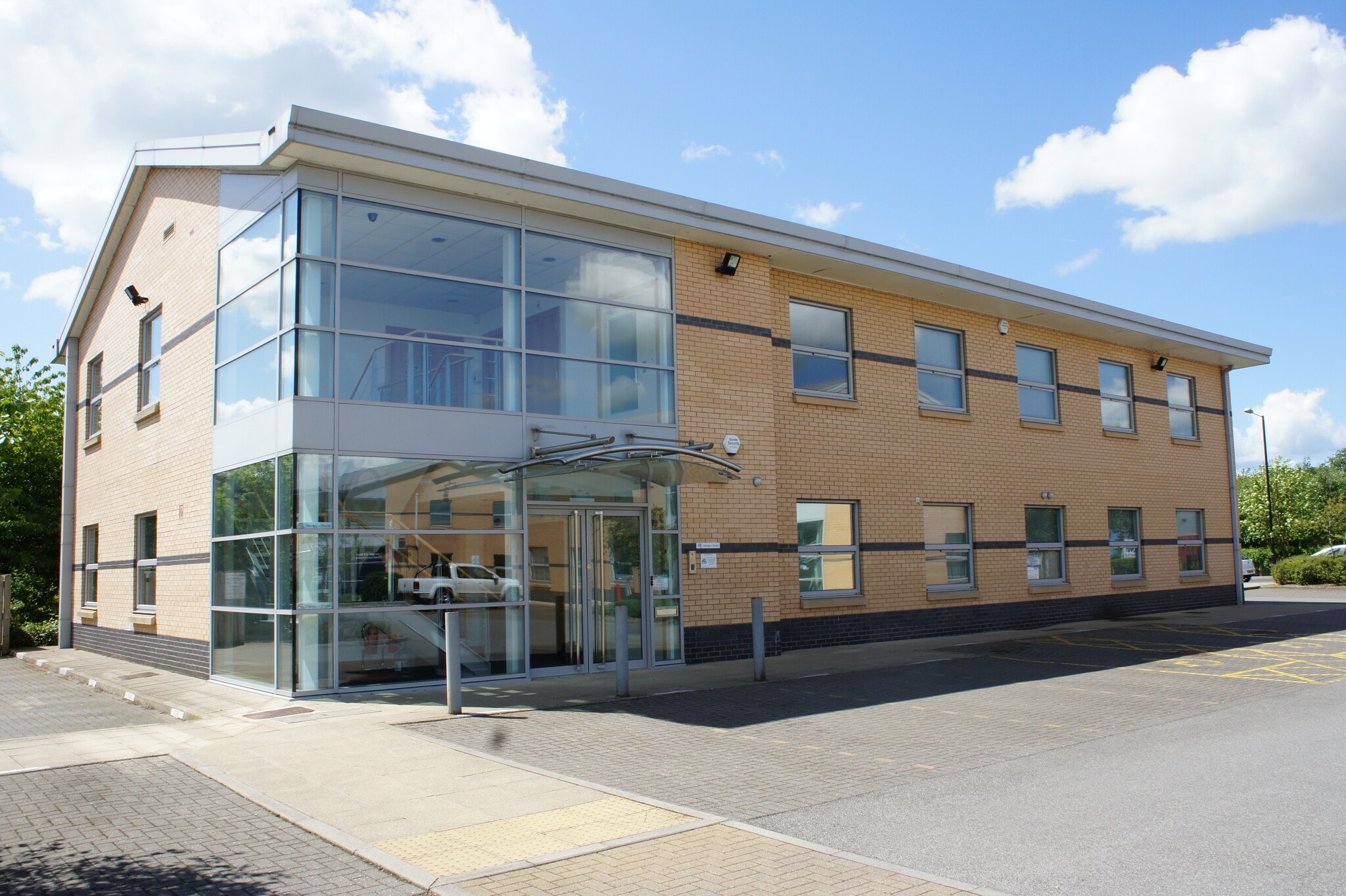 9 Grimbald Crag Ct, Knaresborough for sale Building Photo- Image 1 of 1