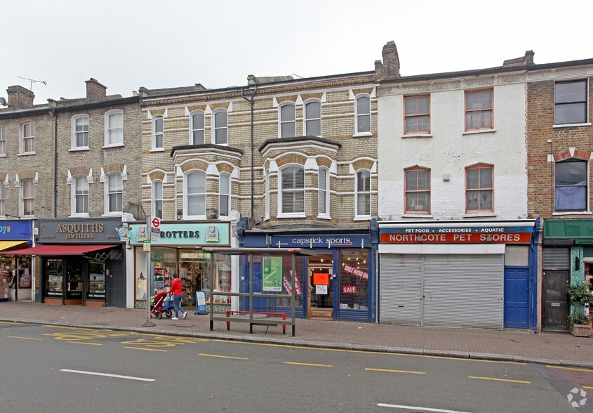 84 Northcote Rd, London for sale - Primary Photo - Image 1 of 1