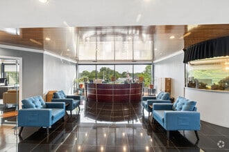 523 Hollywood Ave, Cherry Hill, NJ for lease Interior Photo- Image 1 of 16