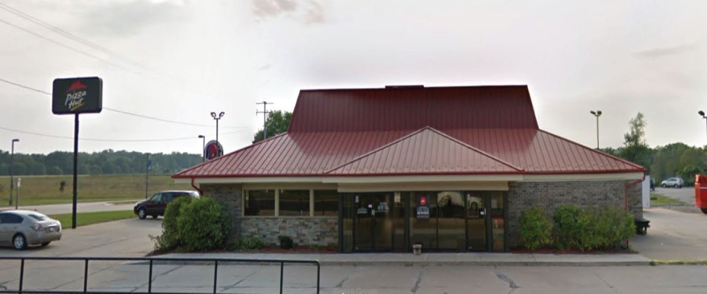 1080 W Fulton St, Waupaca, WI for sale Building Photo- Image 1 of 1