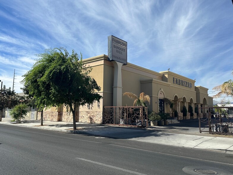 818 S Main St, Las Vegas, NV for sale - Building Photo - Image 1 of 12