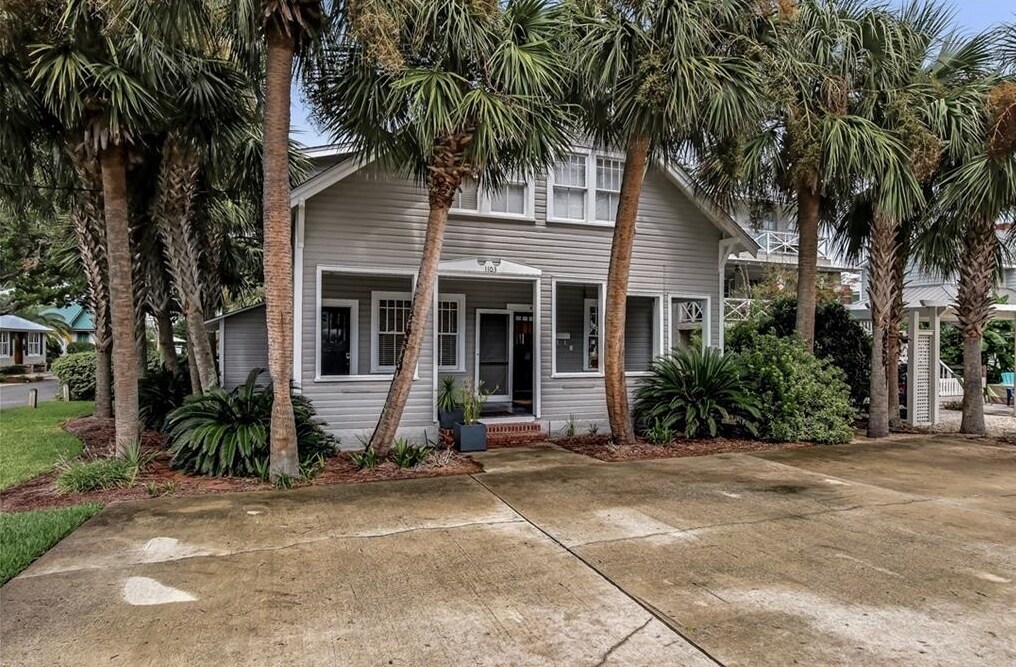 1103 Ocean Blvd, Saint Simons Island, GA 31522