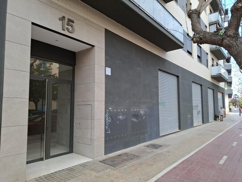 Retail in CASTELLÓN DE LA PLANA, Castellón for lease - Building Photo - Image 3 of 7