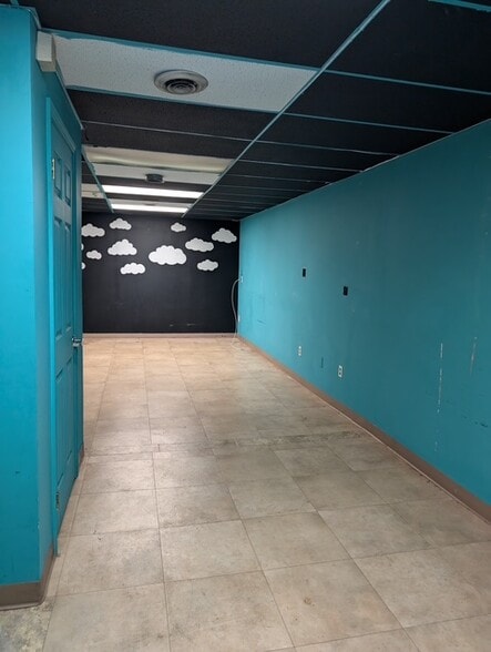 2463 Dewey Ave, Rochester, NY for lease - Building Photo - Image 2 of 4