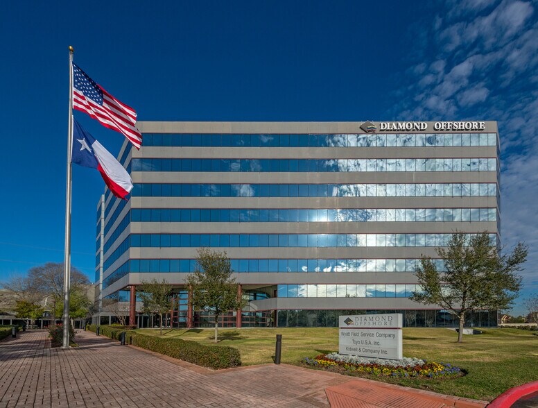 15415 Katy Fwy, Houston, TX for lease - Building Photo - Image 1 of 11