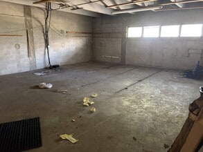 1711-1759 N Powerline Rd, Pompano Beach, FL for lease Interior Photo- Image 2 of 5