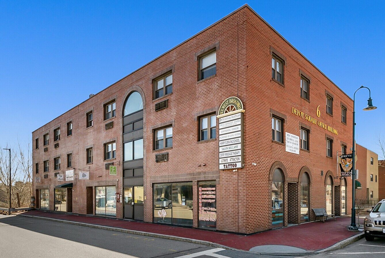 6 W Broadway Rd, Derry, NH 03038