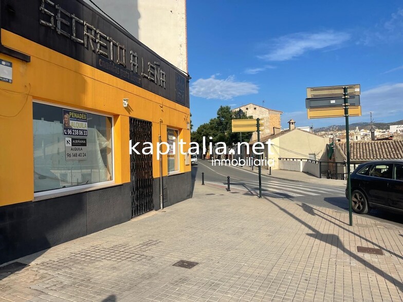 Retail in València, Valencia for sale - Building Photo - Image 1 of 11