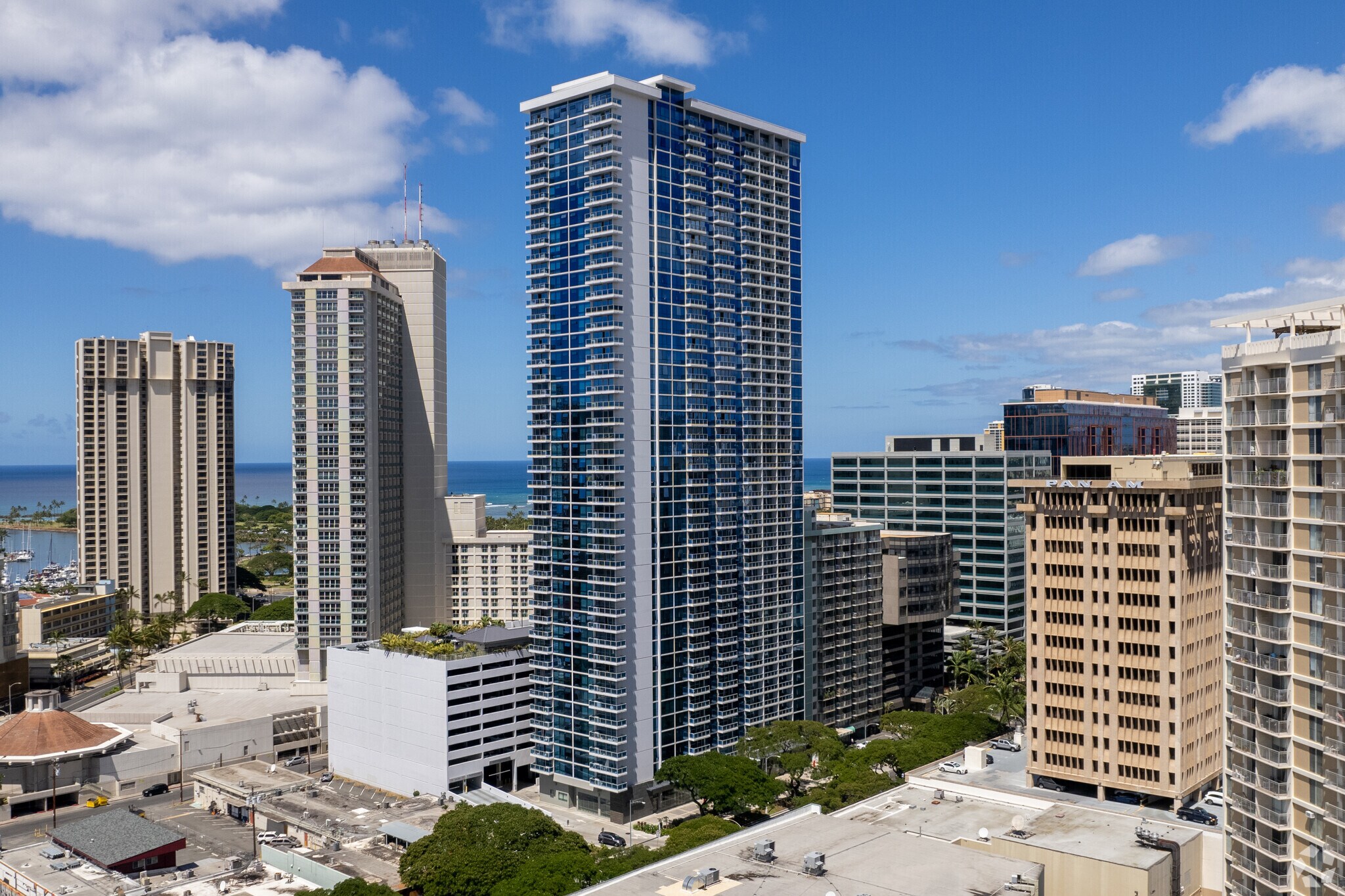 1631 Kapiolani Blvd, Honolulu, HI for lease Primary Photo- Image 1 of 9