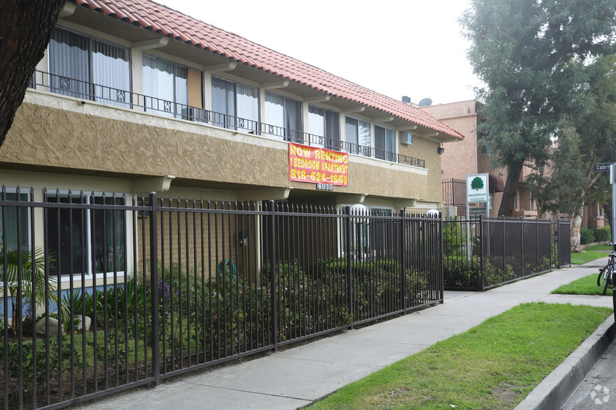 8030 Langdon Ave, Van Nuys, CA for sale - Building Photo - Image 1 of 10