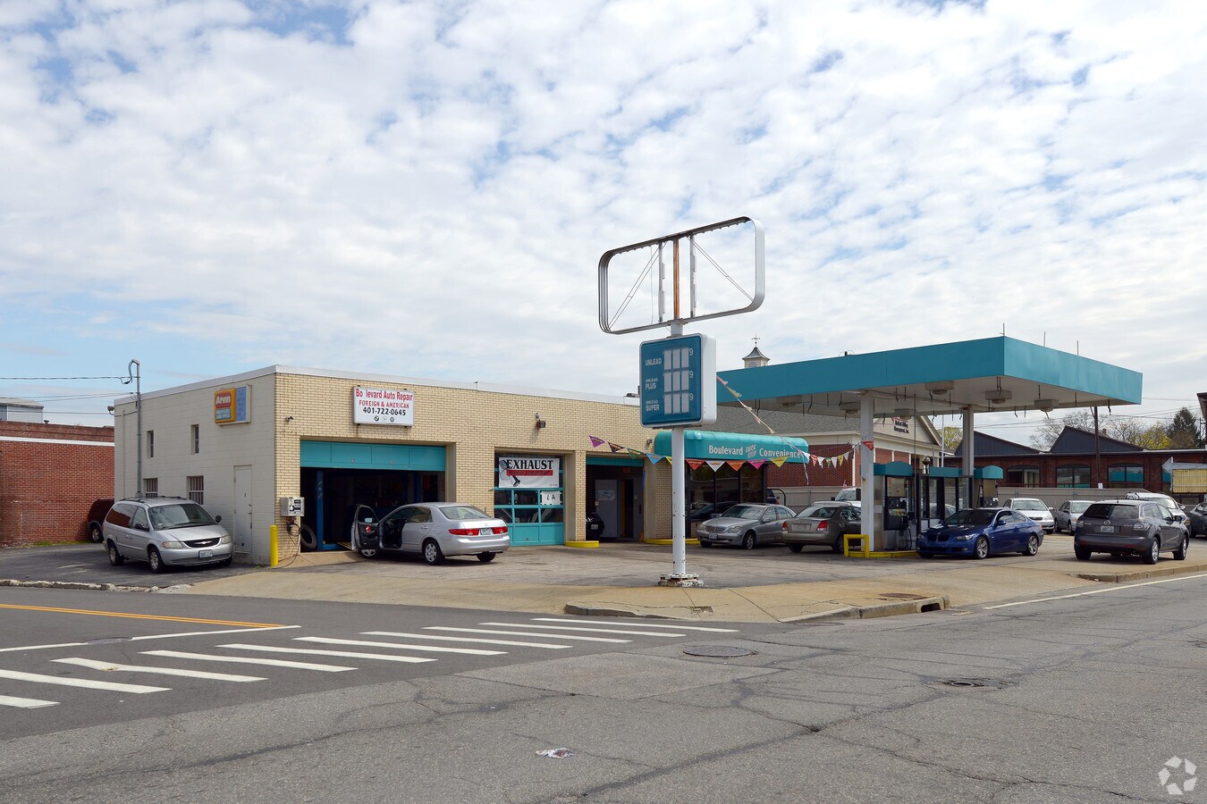 296 Armistice Blvd, Pawtucket, RI 02861