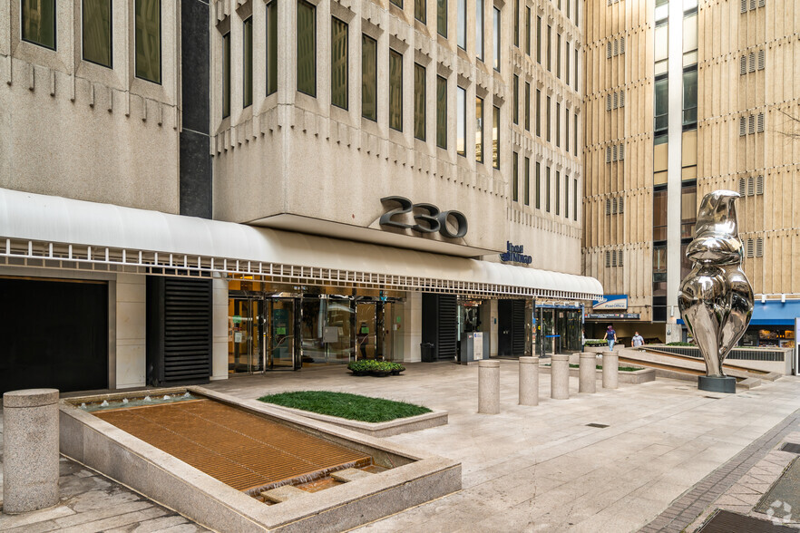 230 Peachtree St NW, Atlanta, GA for lease - Building Photo - Image 1 of 9