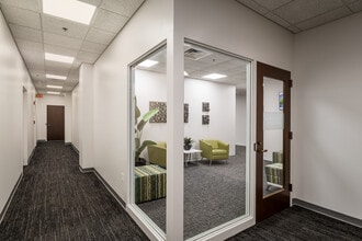 3 Easton Oval, Columbus, OH for lease Interior Photo- Image 2 of 8