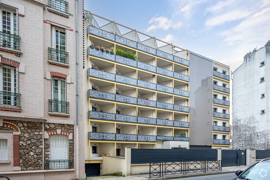 Rue Du 22 Septembre, Courbevoie for sale - Building Photo - Image 2 of 2