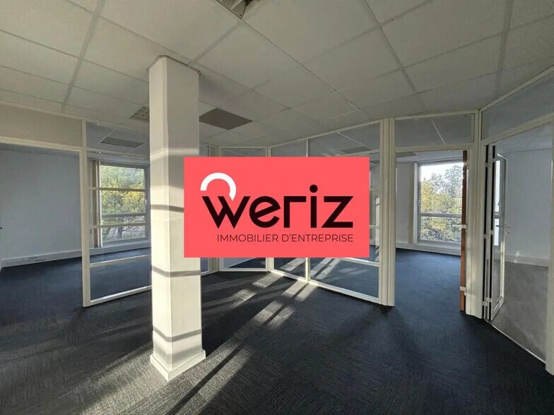 Office in Aix-en-Provence for lease - Building Photo - Image 3 of 11