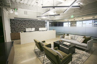 10940 Wilshire Blvd, Los Angeles, CA for lease Interior Photo- Image 2 of 5