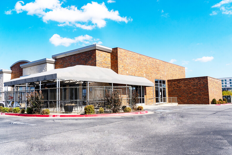 2011 Promenade Blvd, Rogers, AR for lease - Building Photo - Image 1 of 2