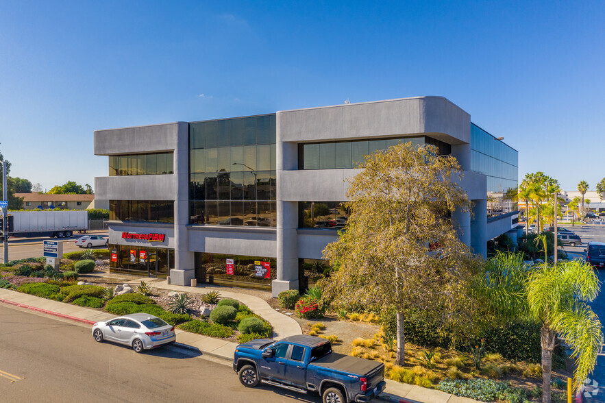 8990-8996 Miramar Rd, San Diego, CA for lease - Building Photo - Image 3 of 7