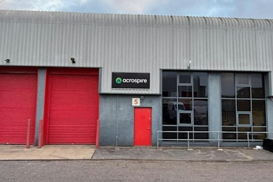 Roentgen Rd, Basingstoke for lease - Building Photo - Image 2 of 3