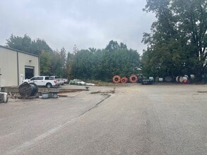 71 Fairway Blvd, Jackson, TN for lease Interior Photo- Image 2 of 3