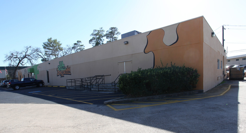 3710 Dacoma St, Houston, TX for lease - Building Photo - Image 2 of 4