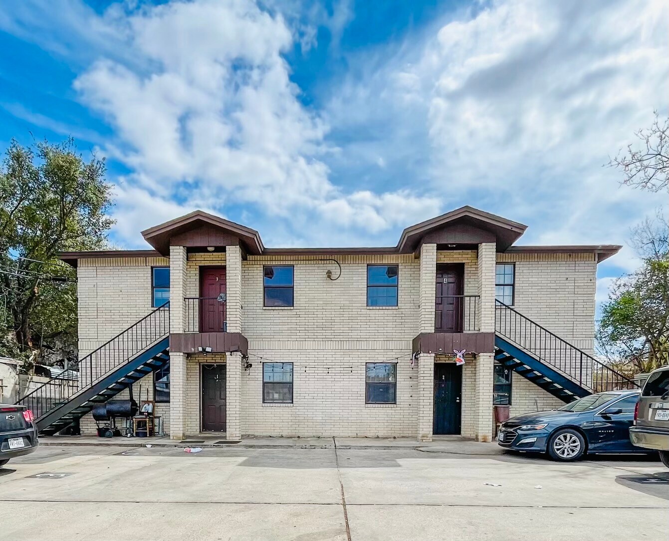 817 E Kearney St, Laredo, TX for sale Building Photo- Image 1 of 1