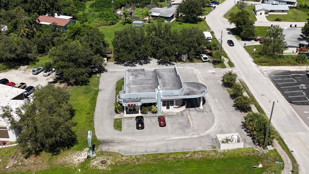 700 Tamiami Trl N, Nokomis, FL for sale - Building Photo - Image 2 of 5