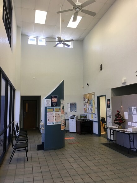 206 8th St, Fabens, TX for sale - Interior Photo - Image 3 of 15