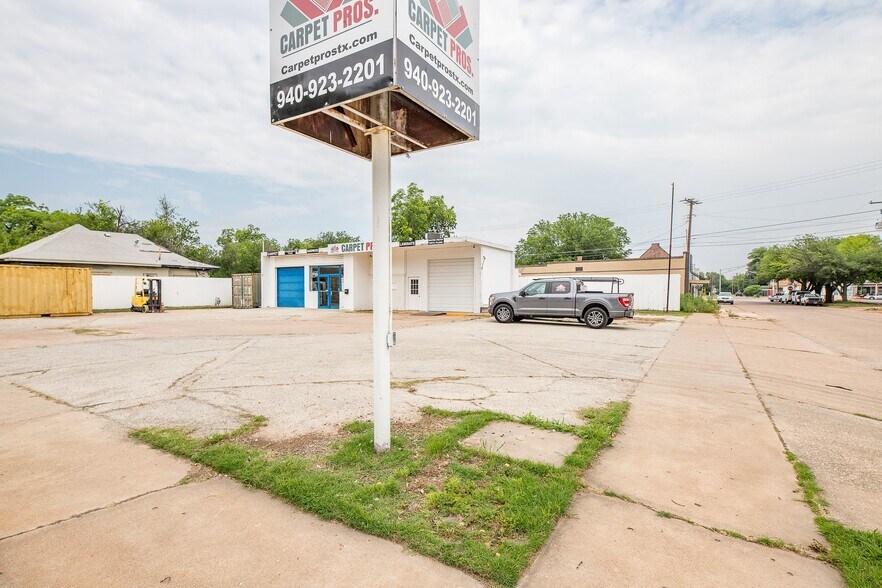 2000 10th St, Wichita Falls, TX for sale - Building Photo - Image 1 of 1