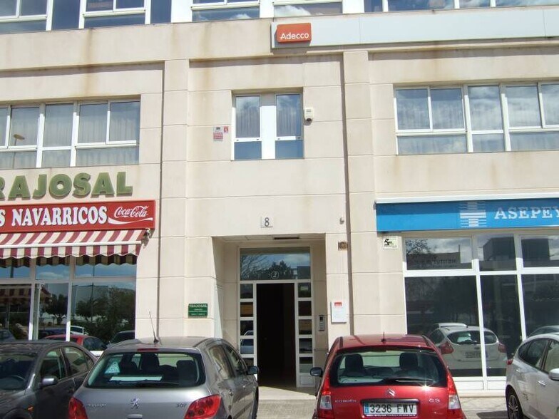 Office in Valencia de Don Juan for lease - Building Photo - Image 1 of 4