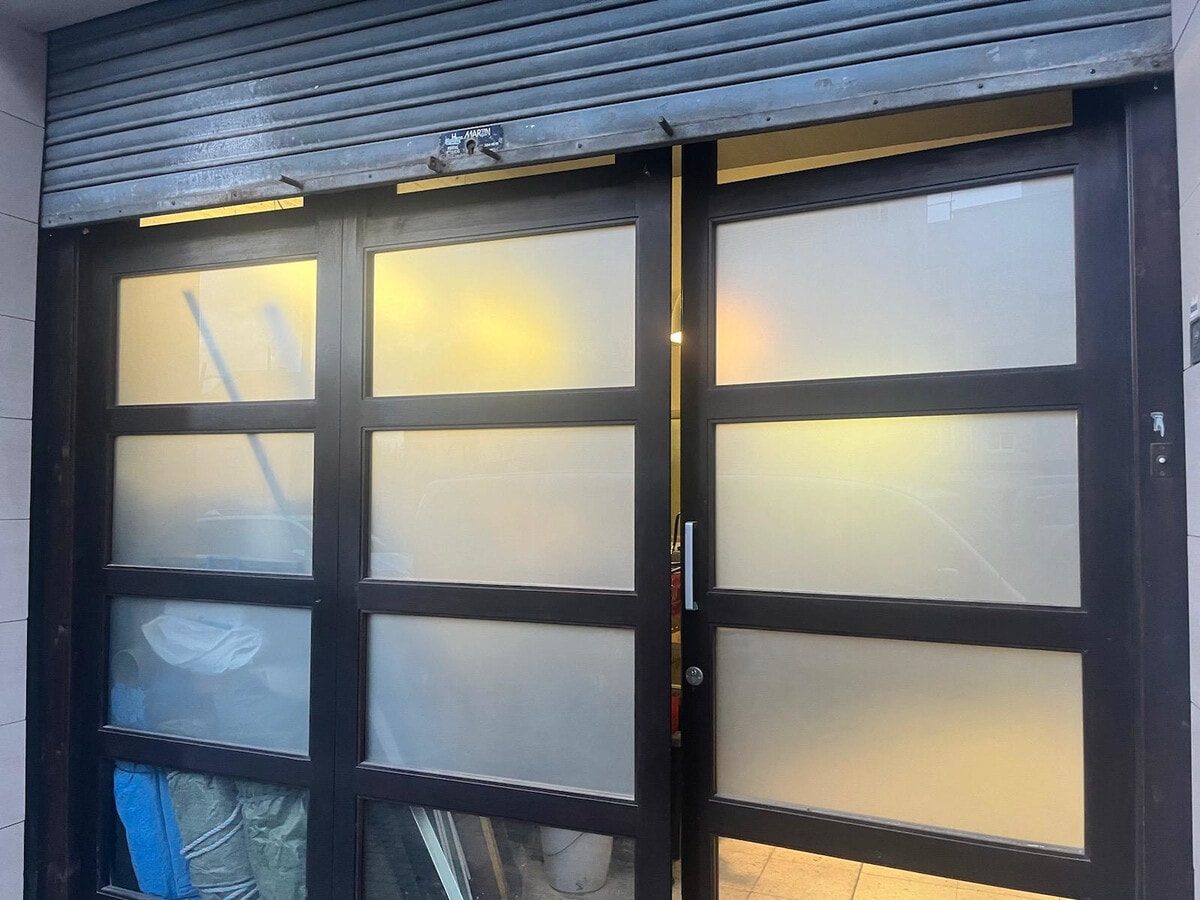 Esplugues de Llobregat, BAR 08950 - Unit 1 - - Interior Photo - Image 1 of 5